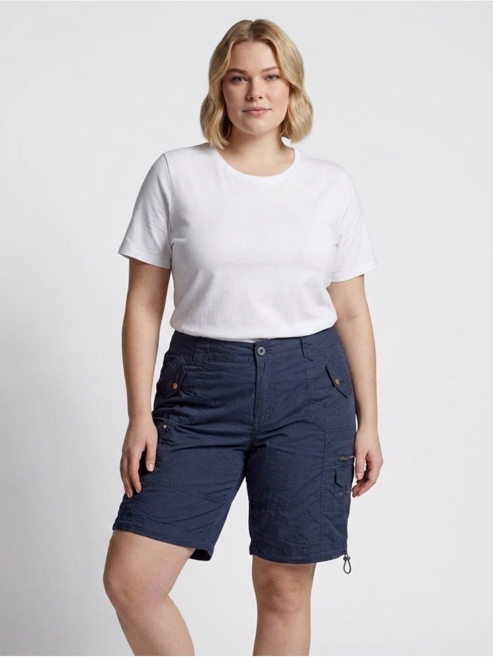 New Roaman's Navy Cargo Shorts with Utility Pockets